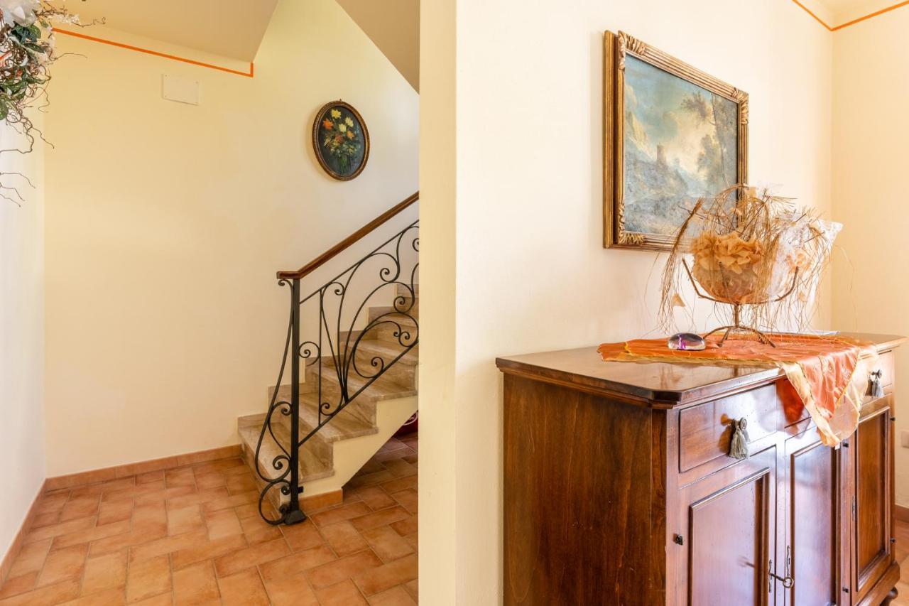 Casolare Dei Fiori - Mughetto Villa Montecarlo Dış mekan fotoğraf