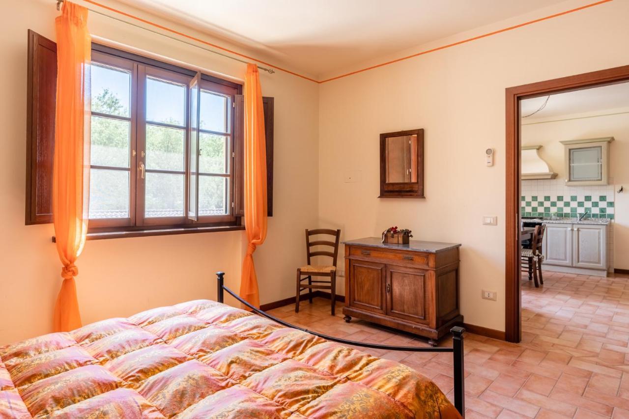 Casolare Dei Fiori - Mughetto Villa Montecarlo Dış mekan fotoğraf