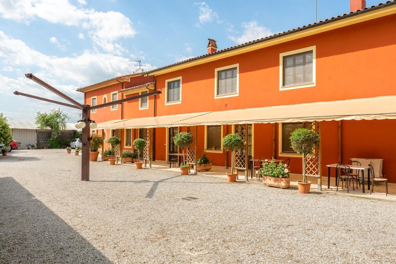 Casolare Dei Fiori - Mughetto Villa Montecarlo Dış mekan fotoğraf