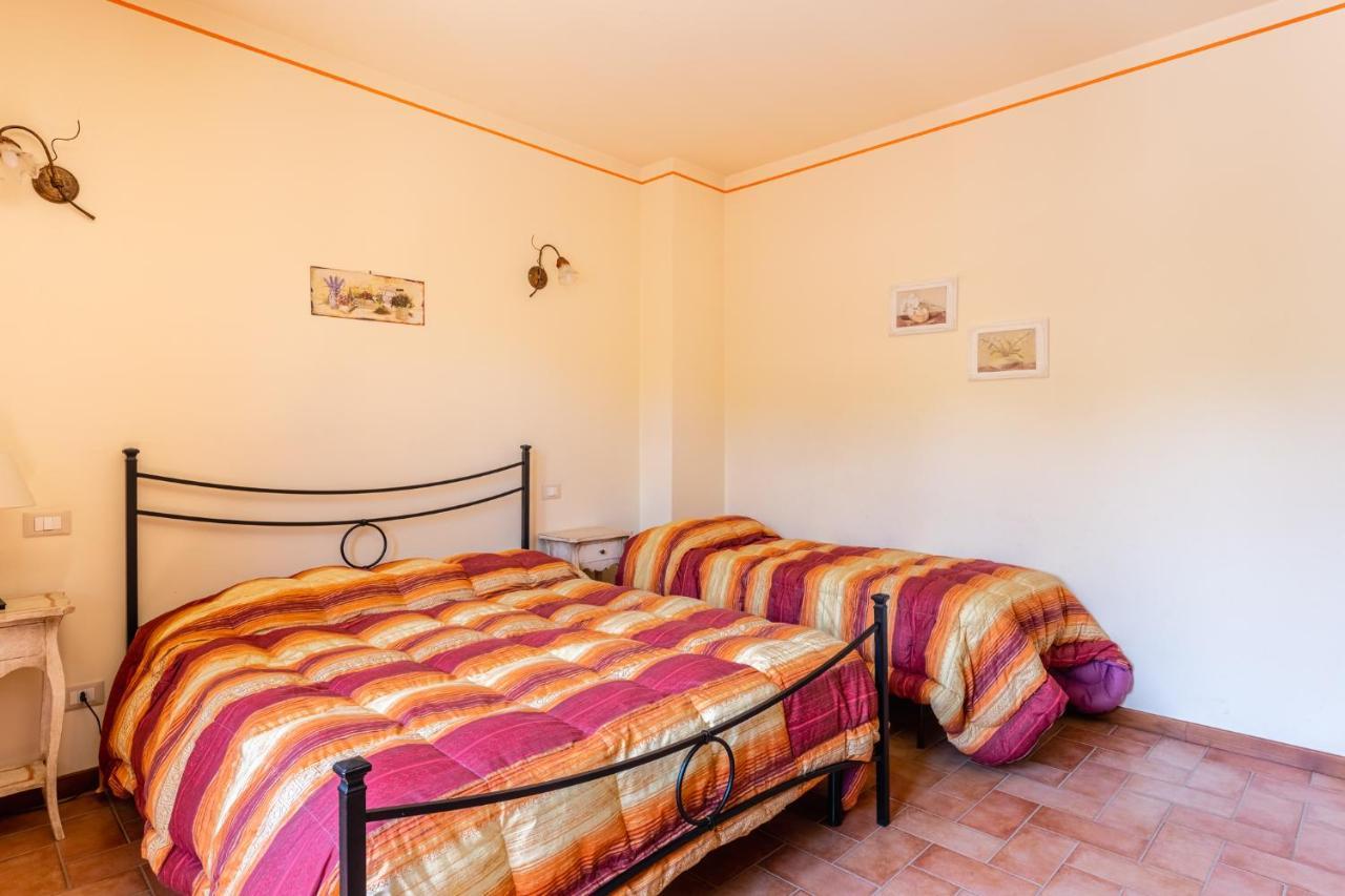 Casolare Dei Fiori - Mughetto Villa Montecarlo Dış mekan fotoğraf